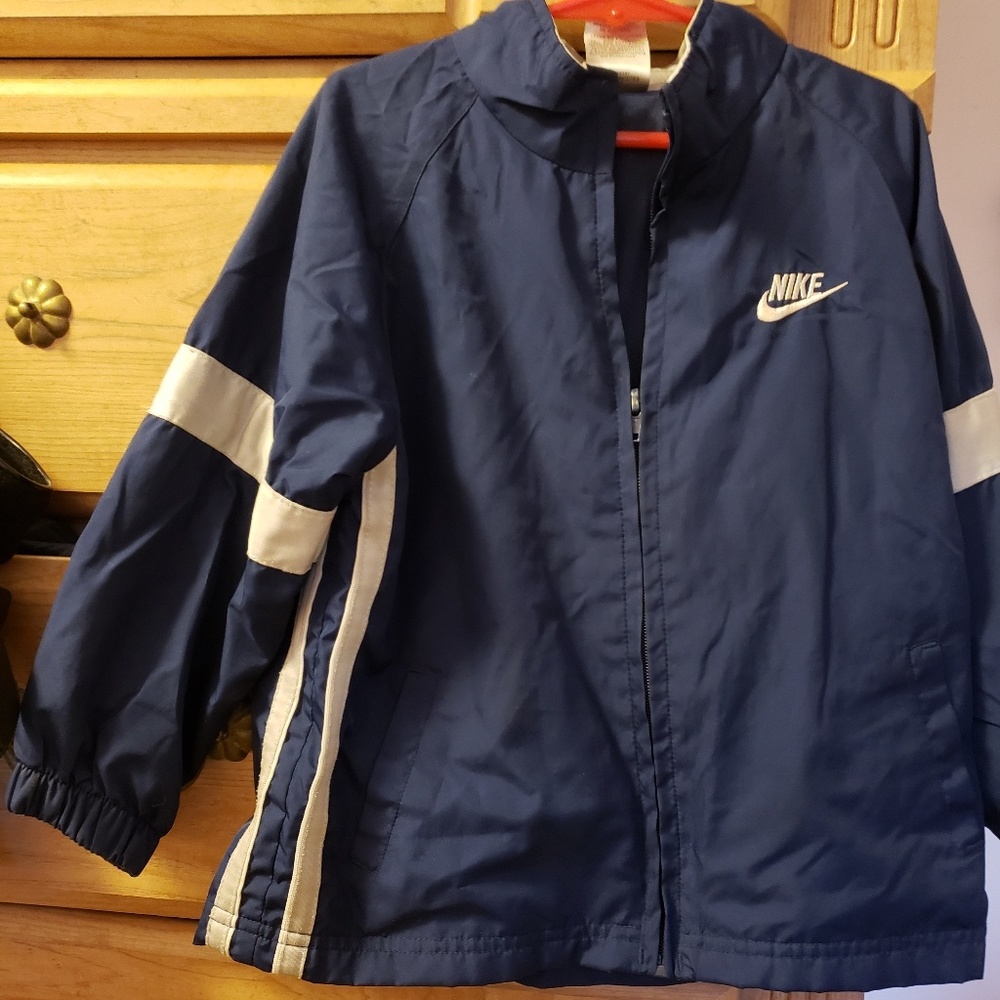 Boys Nike jacket size 5